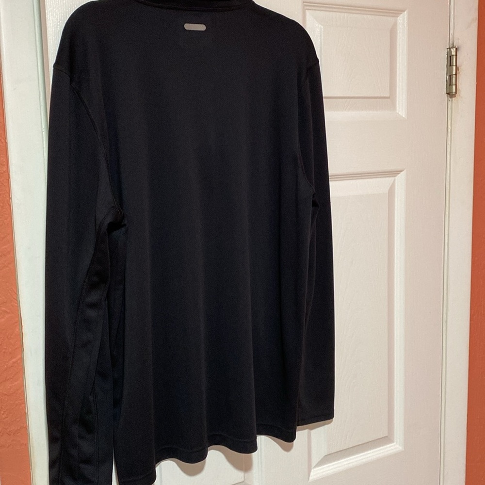 Reebok mens pullover XL black with zipper. - Picture 6 of 7